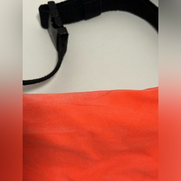 Pink Victoria’s Secret Neon Spring Break Fanny Pack - Picture 4 of 6